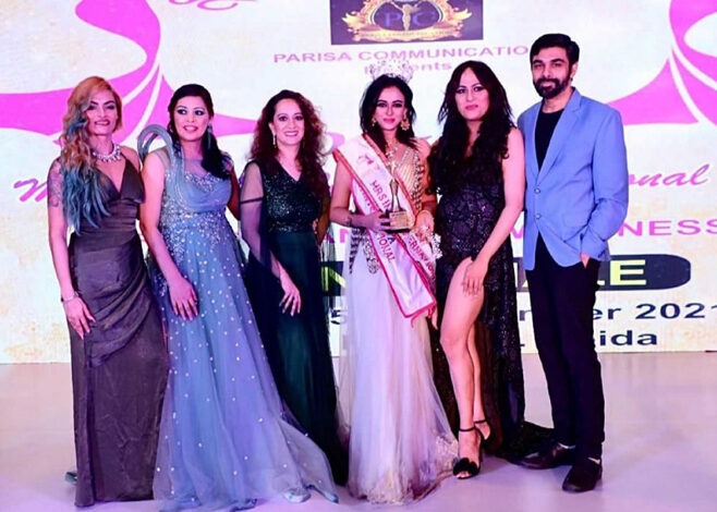 Student of Vah Vah!, Pouja Roy Wins Mrs India Contest